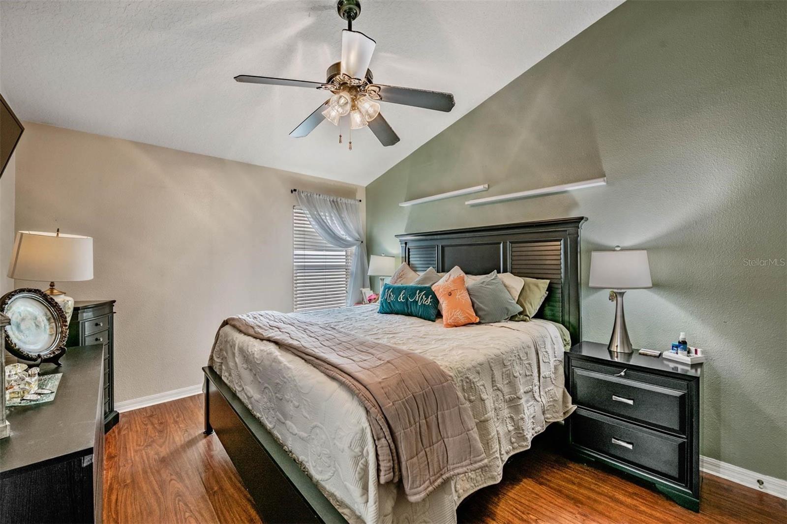 Image 15 of 34 For 1686 Oak Spring Drive