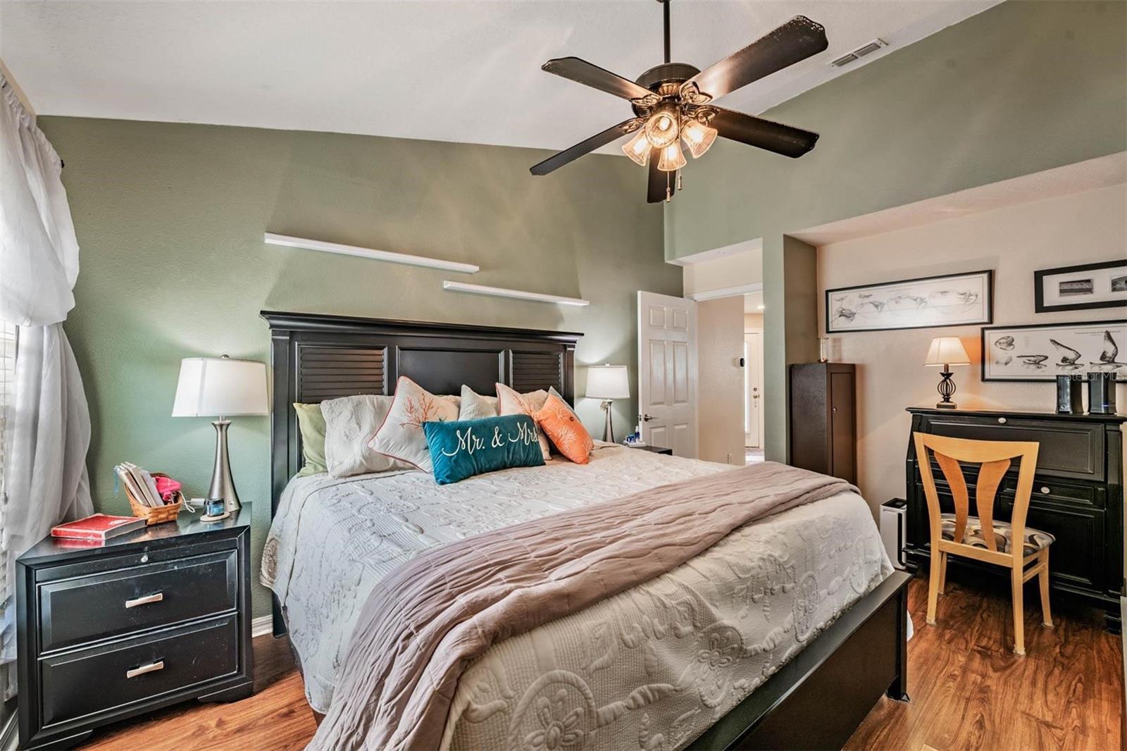 Image 16 of 34 For 1686 Oak Spring Drive