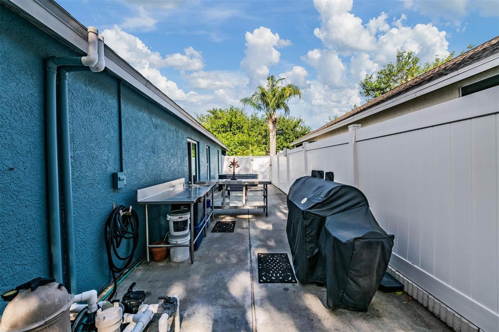 Image 29 of 34 For 1686 Oak Spring Drive