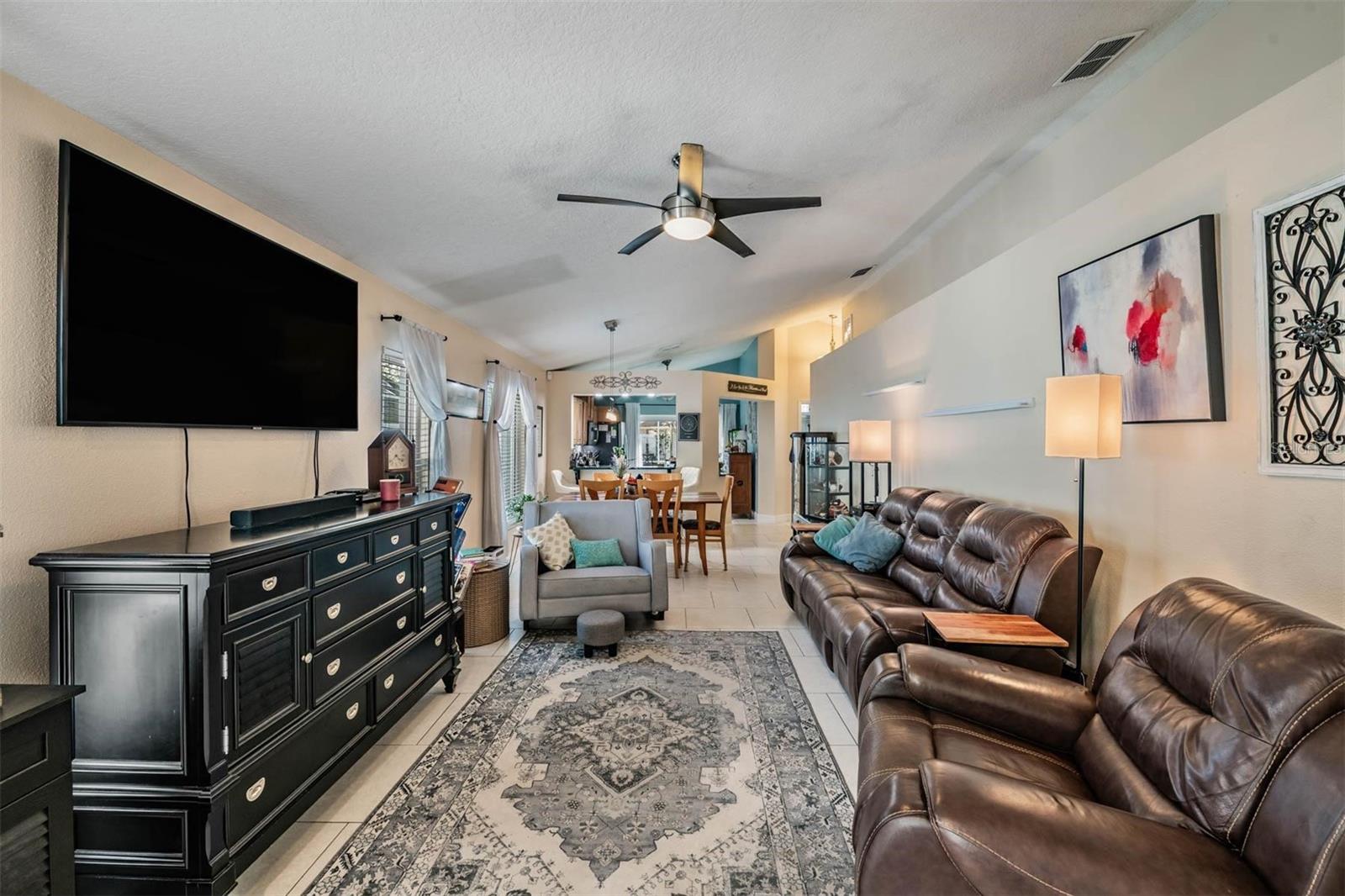 Image 6 of 34 For 1686 Oak Spring Drive