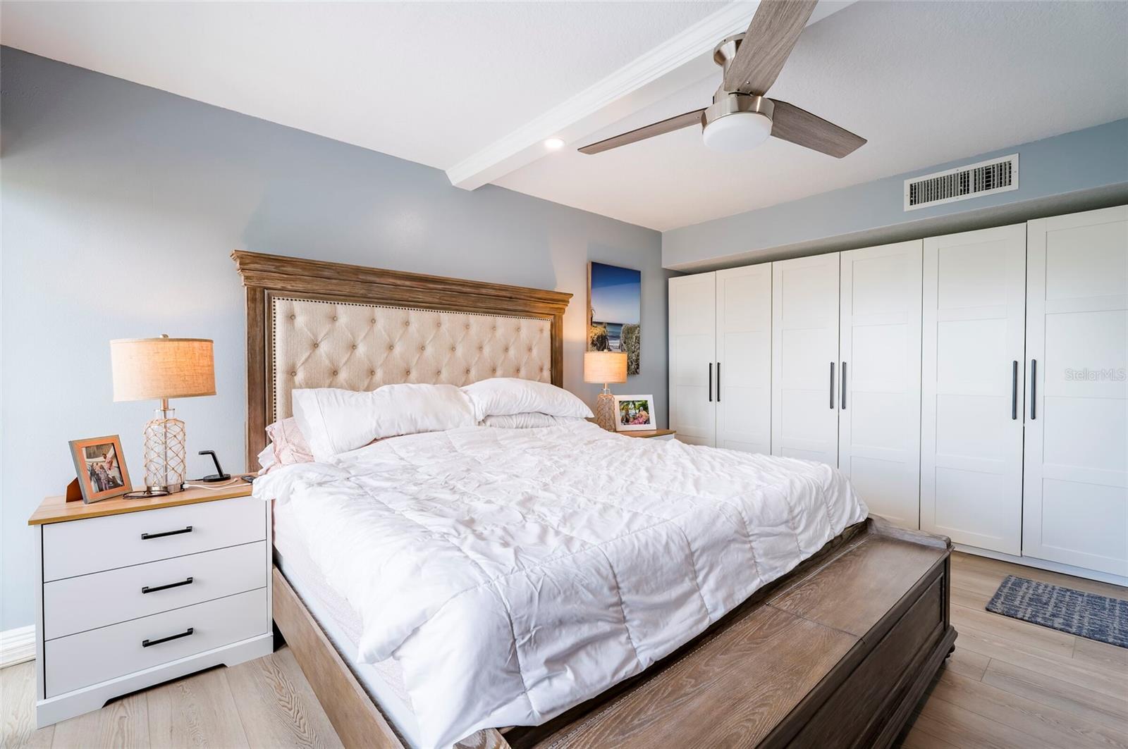 Image 34 of 38 For 855 Bayway Boulevard 308