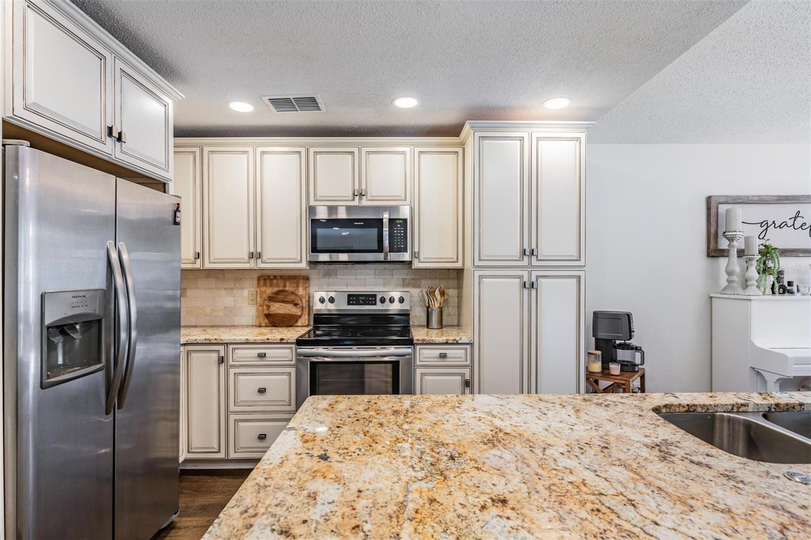 Image 13 of 43 For 3643 Fairway Forest Circle