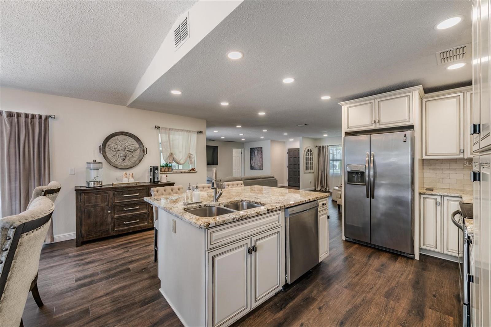 Image 14 of 43 For 3643 Fairway Forest Circle