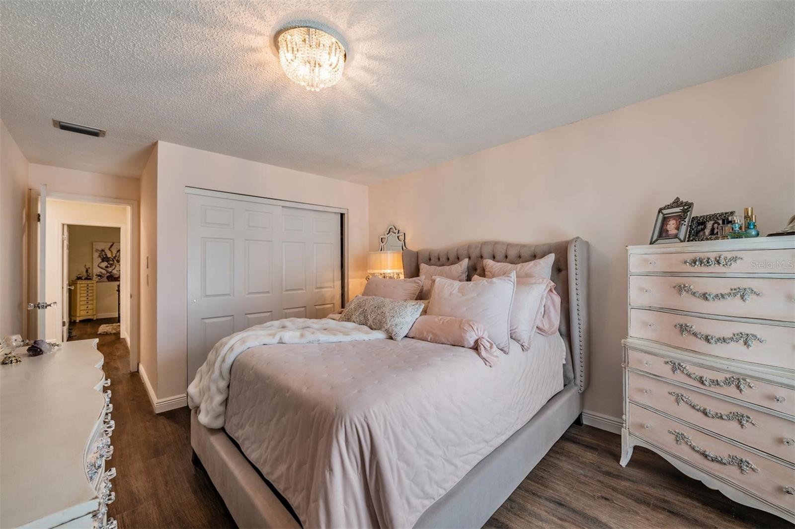 Image 29 of 43 For 3643 Fairway Forest Circle