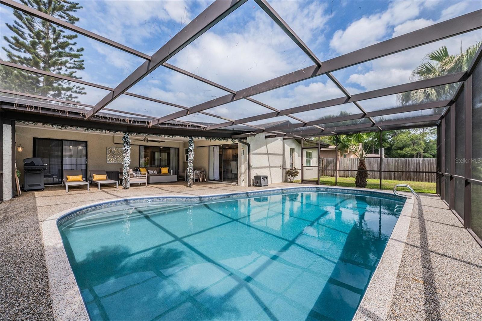 Image 30 of 43 For 3643 Fairway Forest Circle