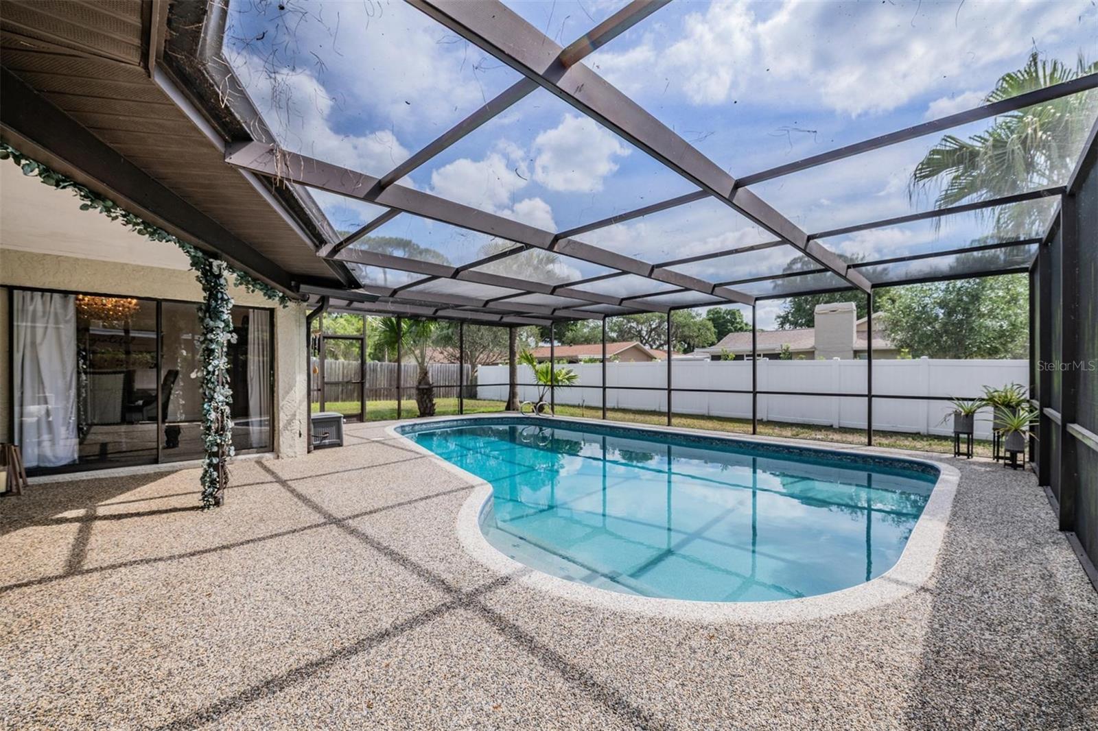 Image 32 of 43 For 3643 Fairway Forest Circle