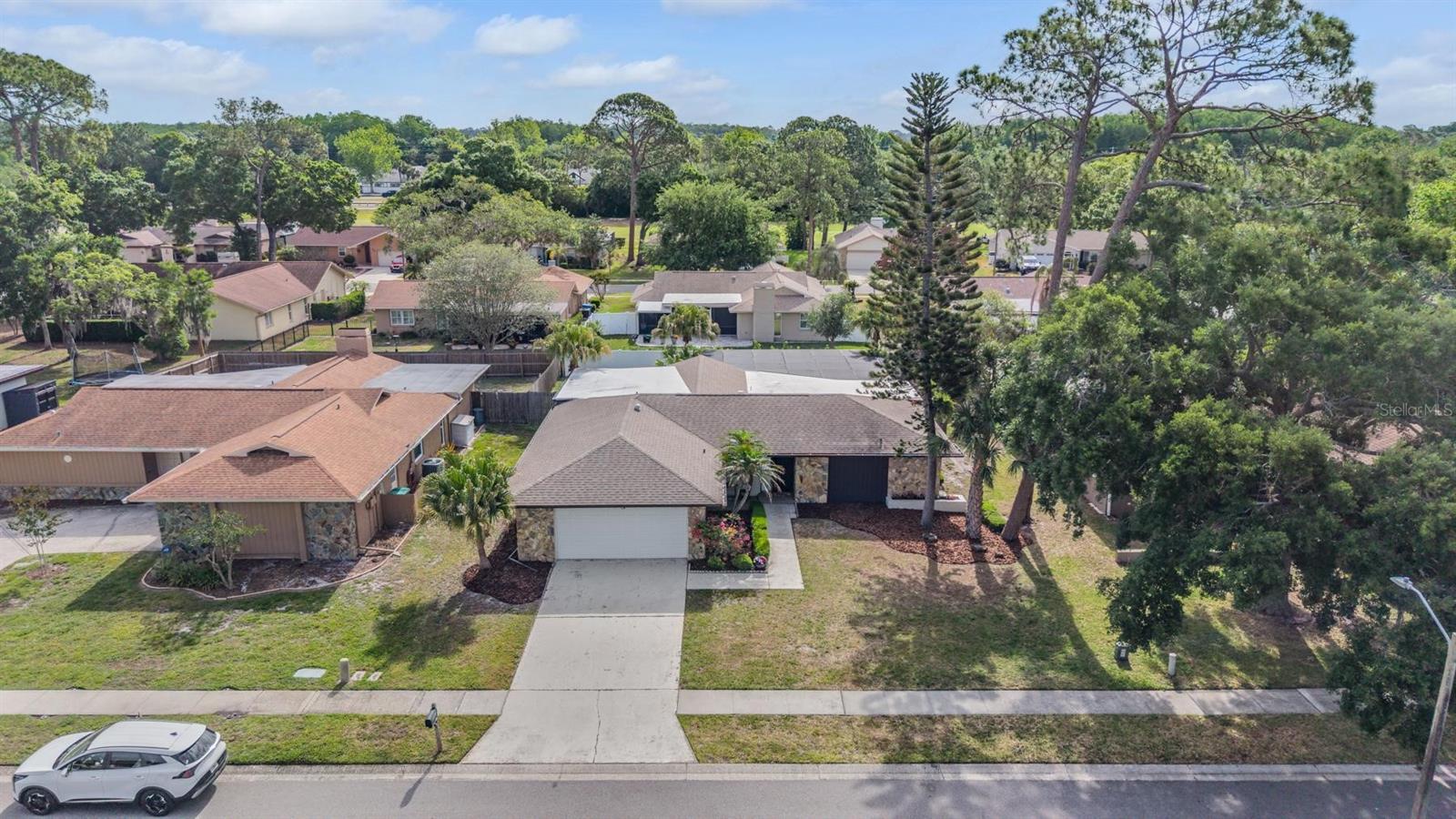 Image 38 of 43 For 3643 Fairway Forest Circle