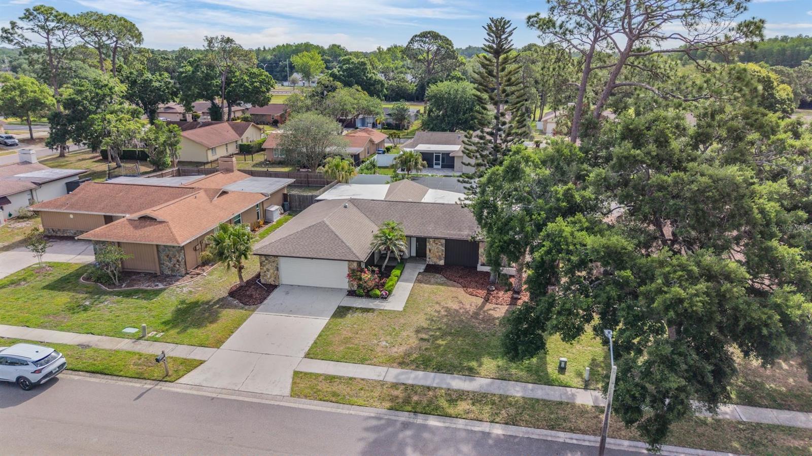 Image 39 of 43 For 3643 Fairway Forest Circle