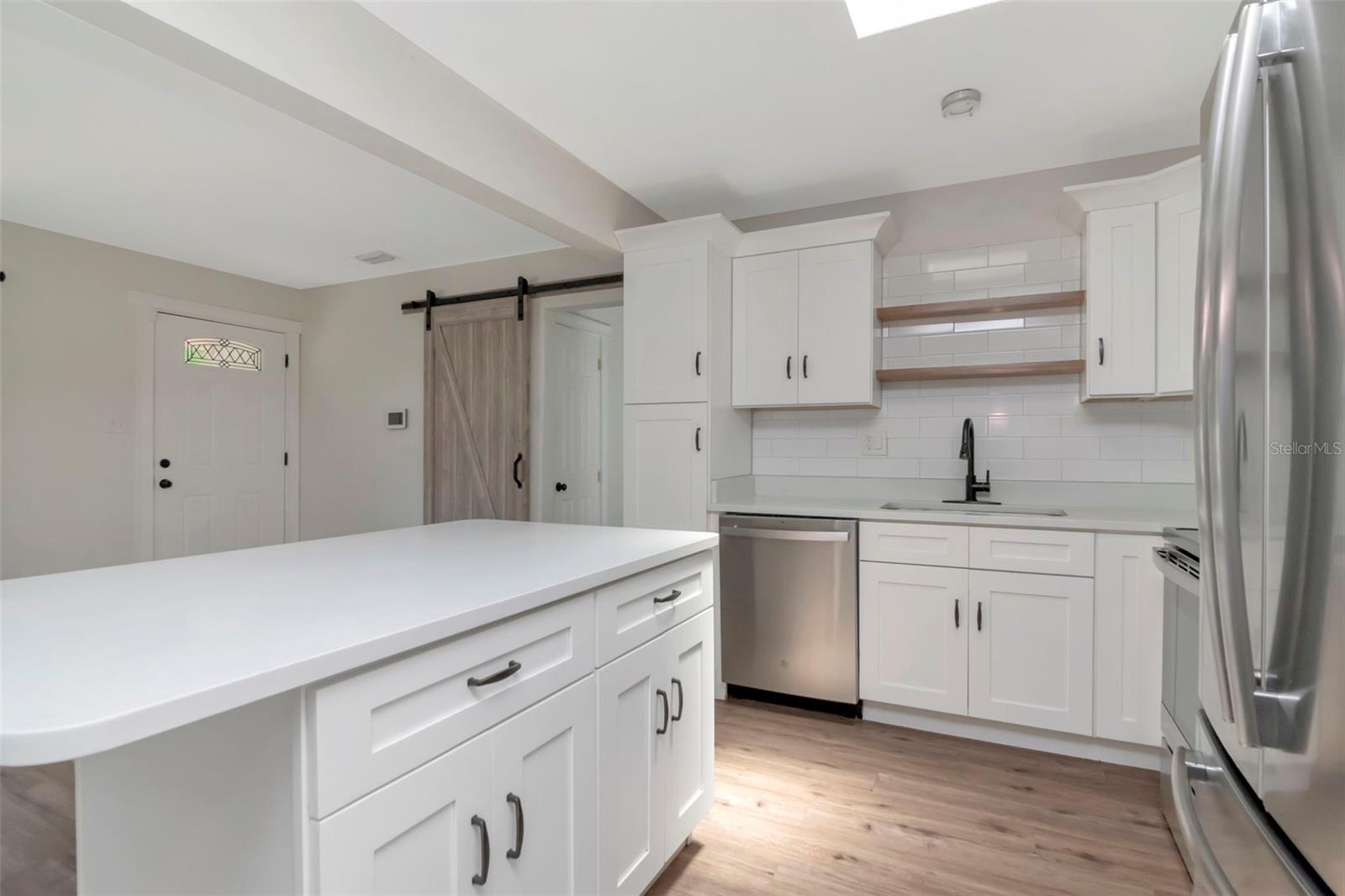 Image 11 of 43 For 2101 Howell Street