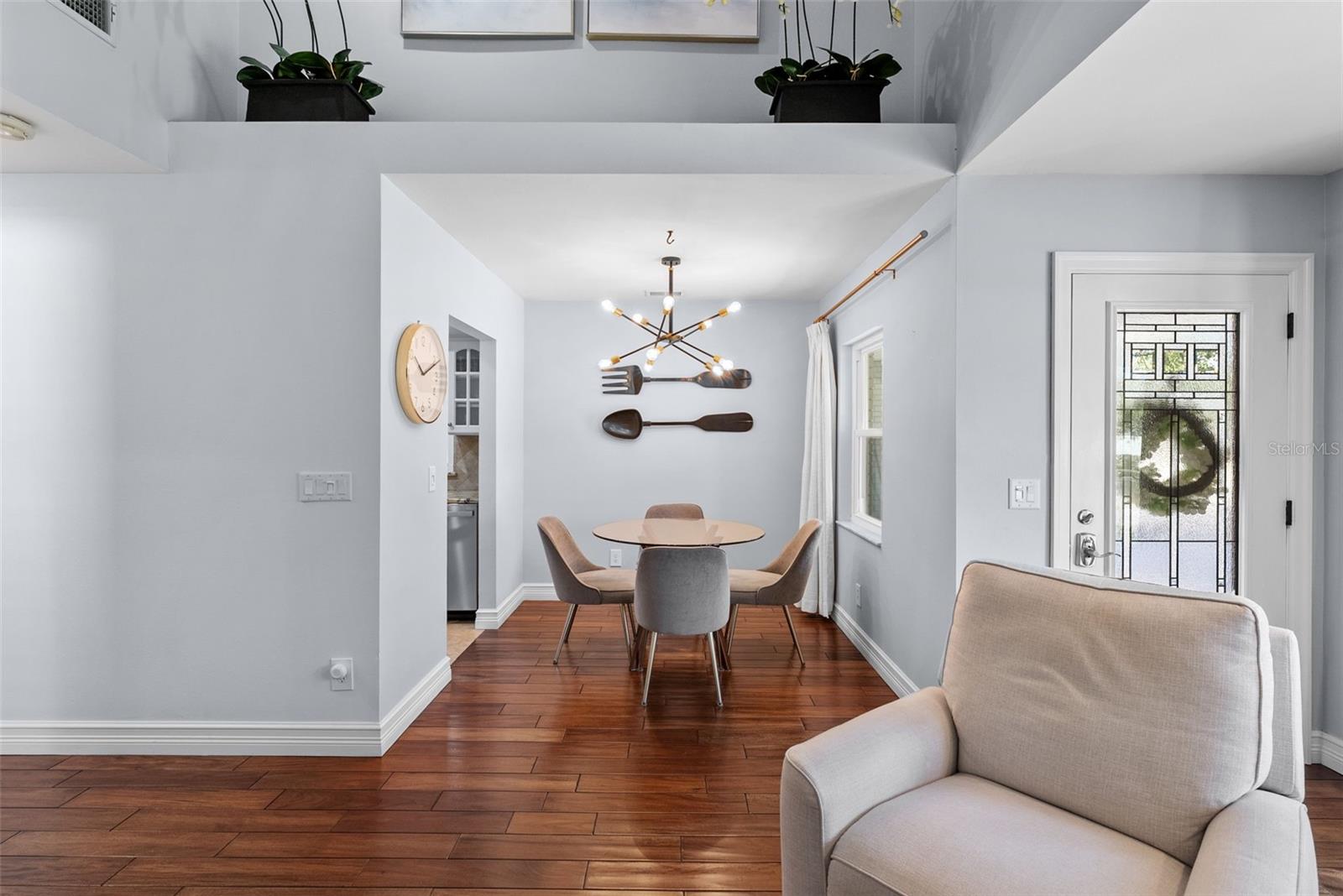 Image 10 of 31 For 4109 Empedrado Street