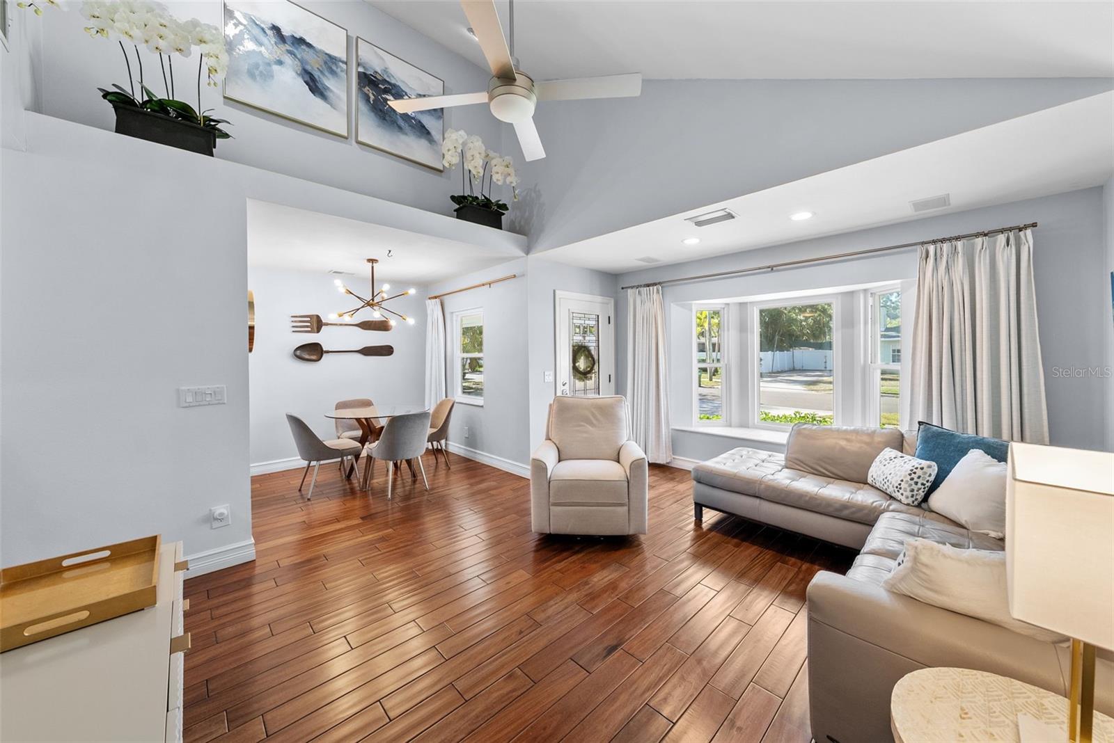 Image 9 of 31 For 4109 Empedrado Street