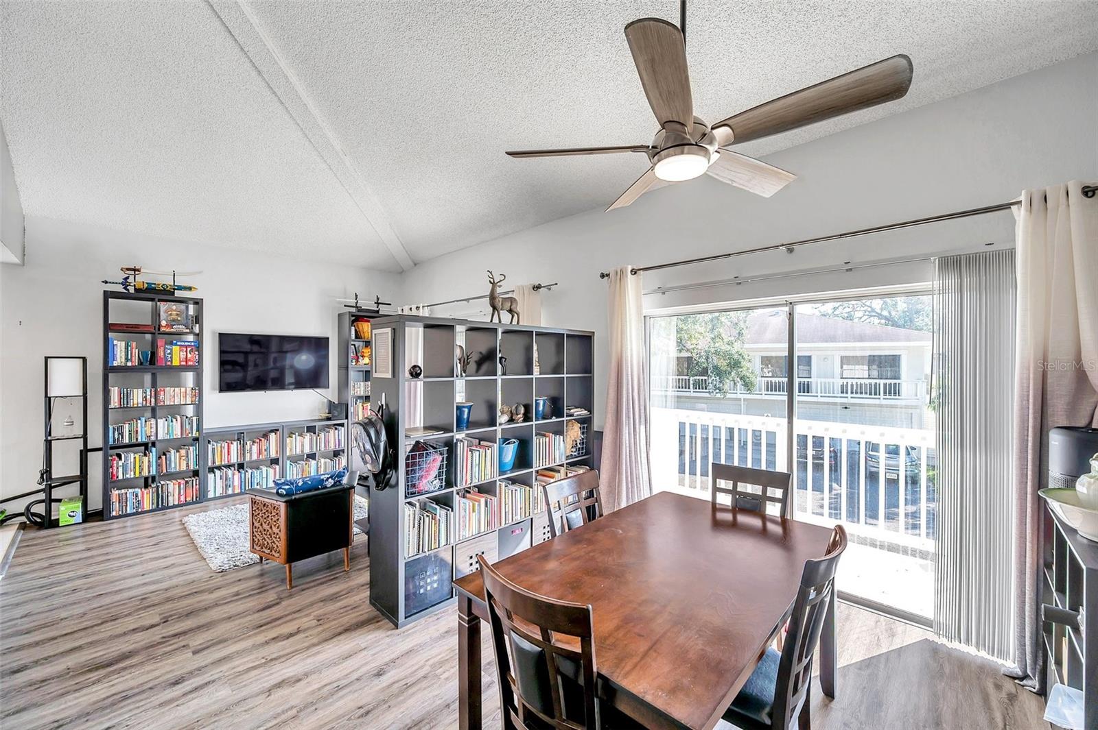 Image 10 of 41 For 2937 Bough Avenue D