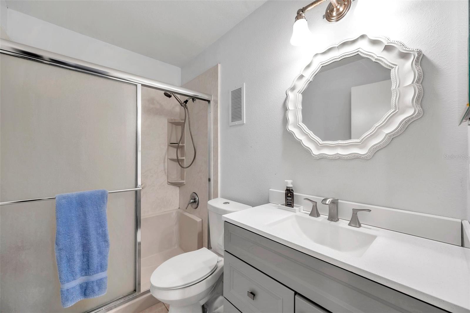 Image 24 of 41 For 2937 Bough Avenue D