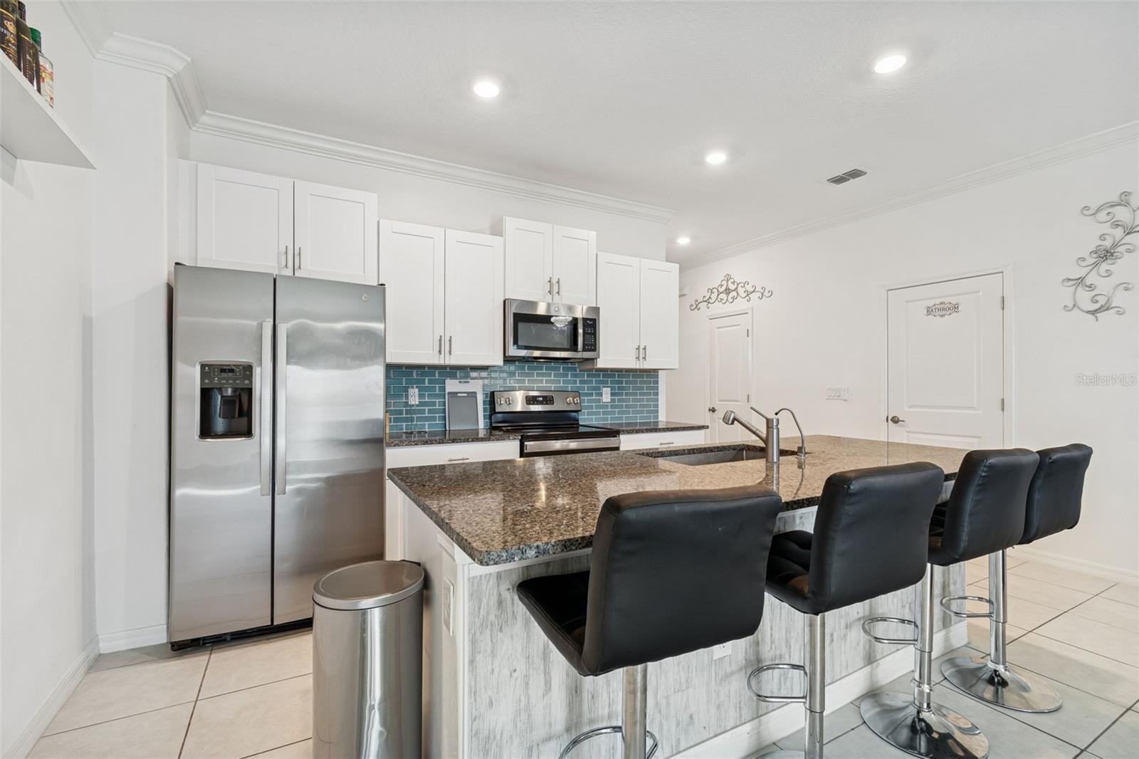 Image 4 of 38 For 21818 Lyonia Lane