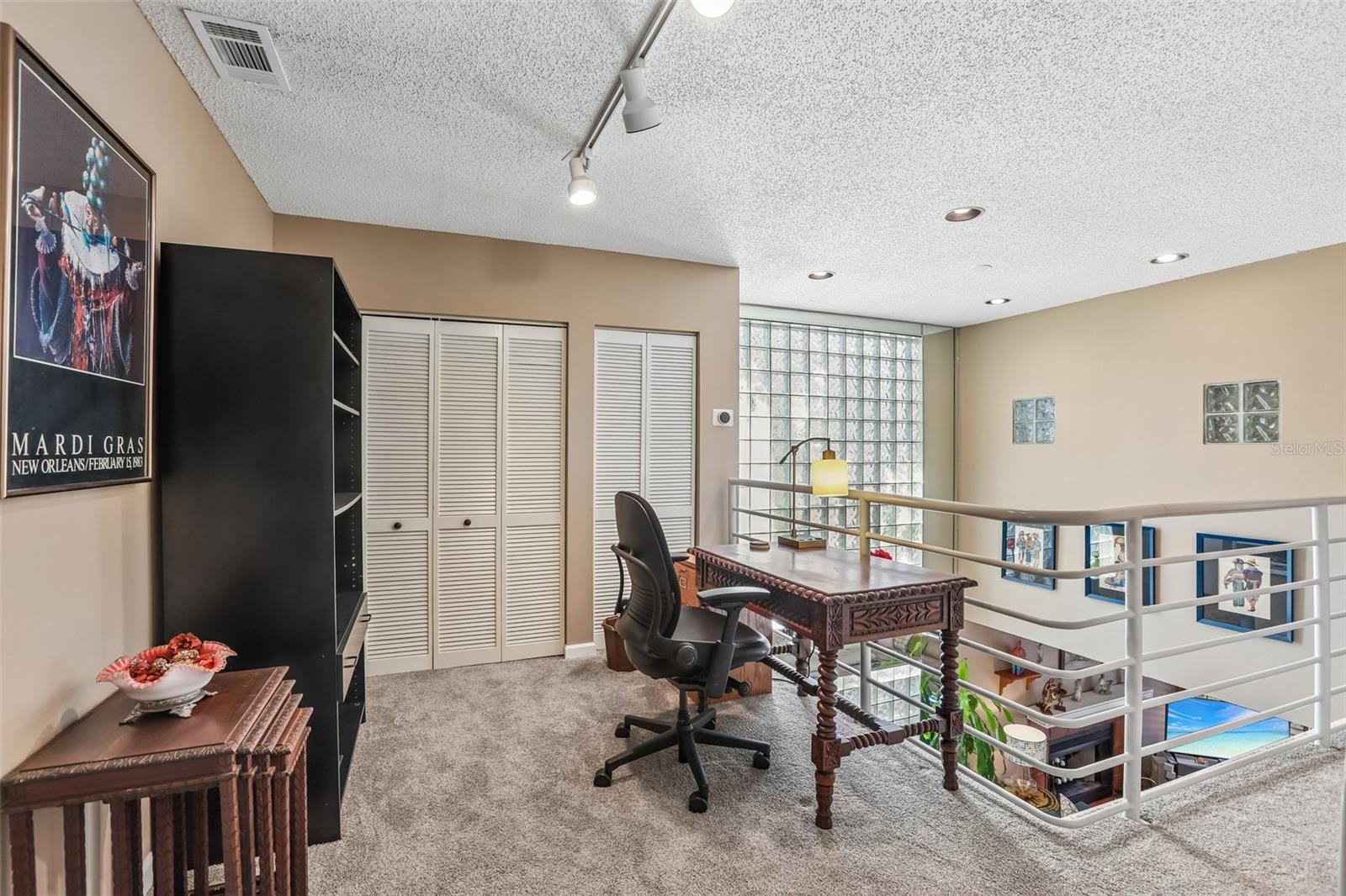 Image 16 of 35 For 3308 Santiago Street A