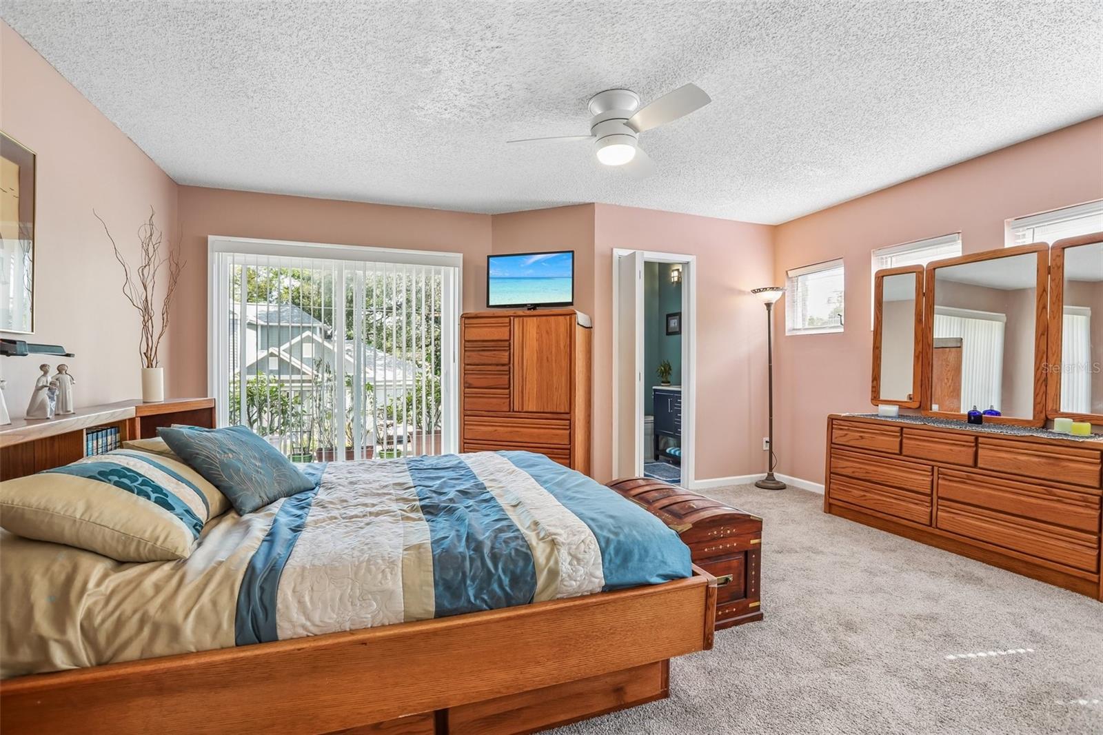 Image 20 of 35 For 3308 Santiago Street A