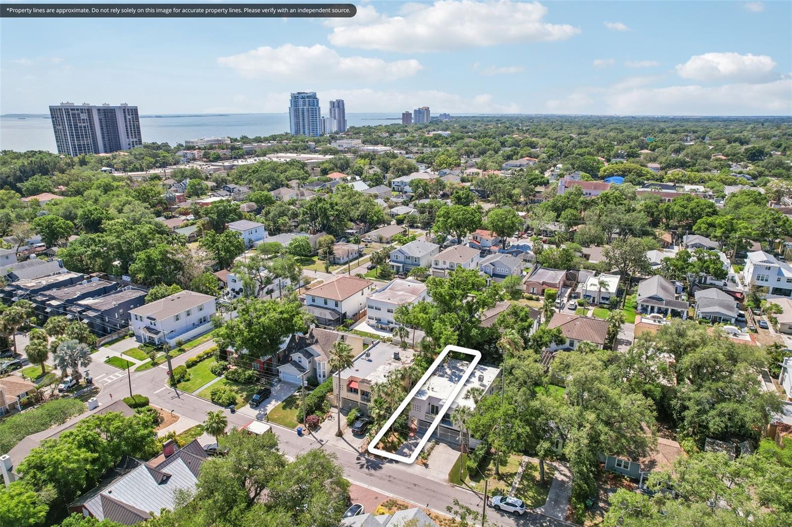 Image 3 of 35 For 3308 Santiago Street A