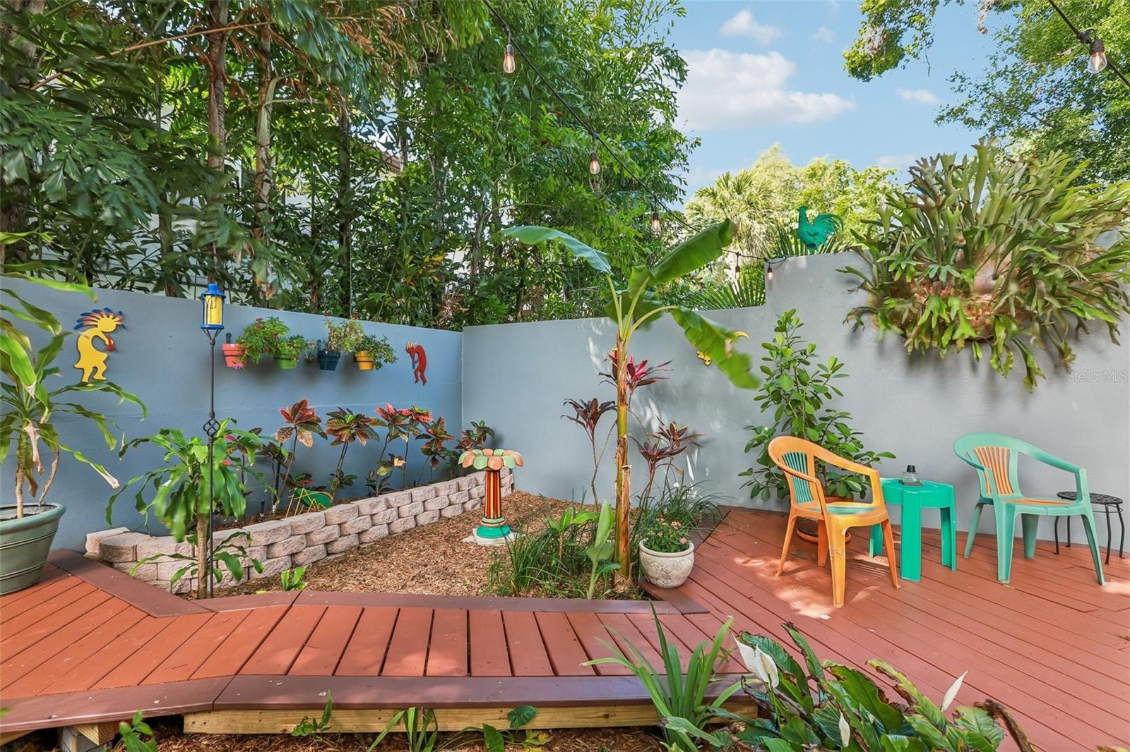 Image 31 of 35 For 3308 Santiago Street A