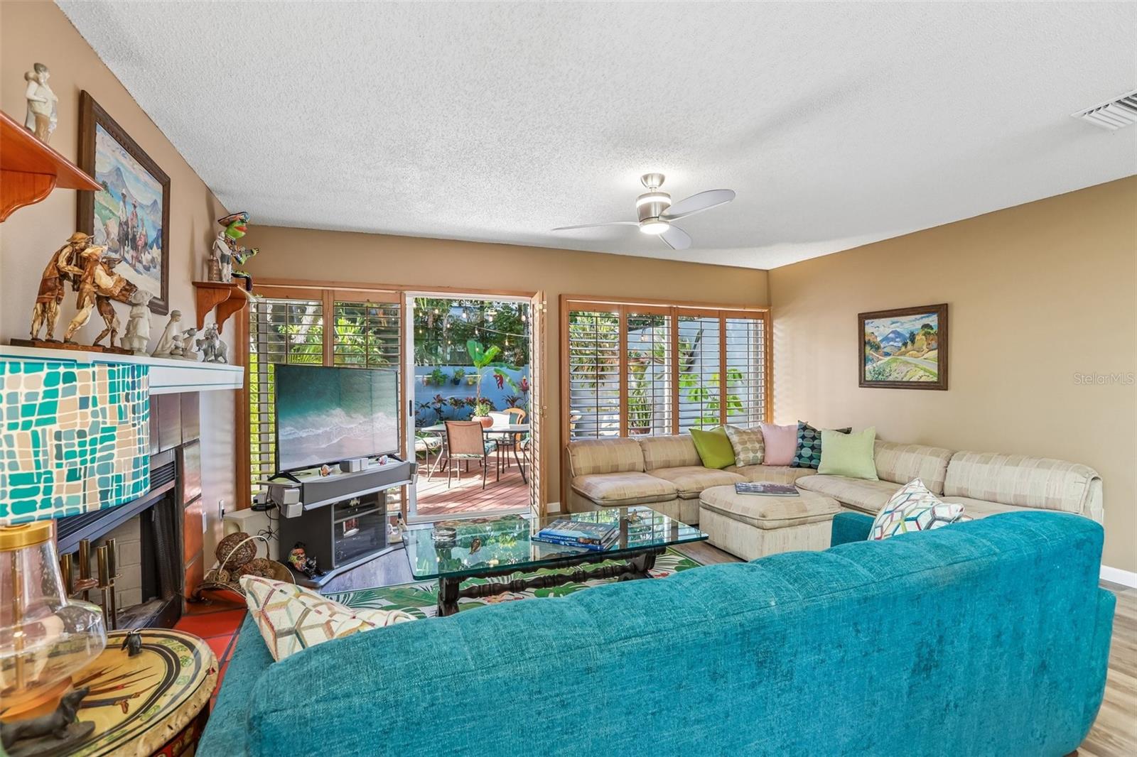 Image 6 of 35 For 3308 Santiago Street A