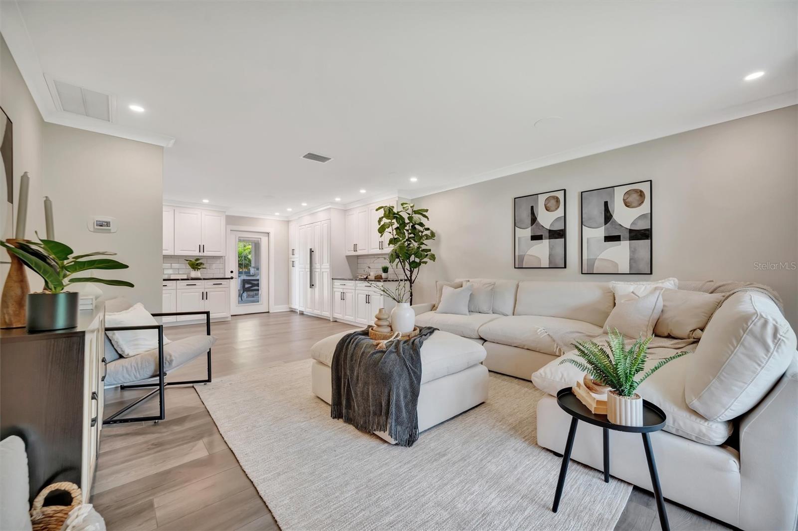 Image 11 of 85 For 5841 106th Terrace N