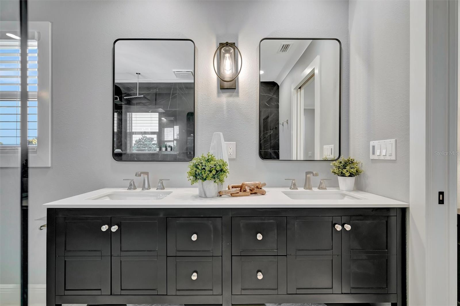 Image 46 of 85 For 5841 106th Terrace N