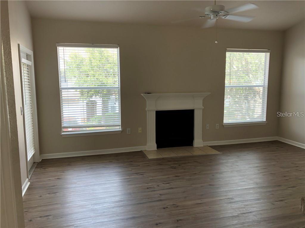 Image 7 of 26 For 10526 Villa View Circle