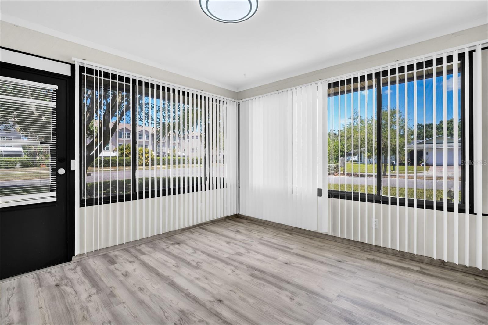 Image 12 of 32 For 2765 Countryside Boulevard 104