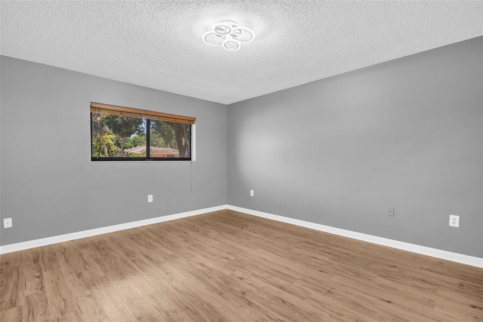 Image 18 of 32 For 2765 Countryside Boulevard 104