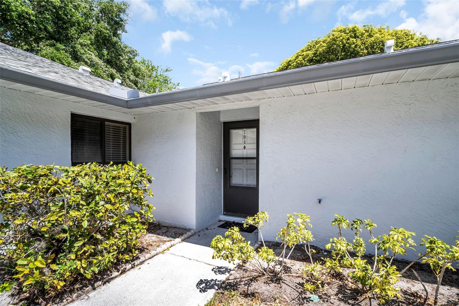 Image 2 of 32 For 2765 Countryside Boulevard 104