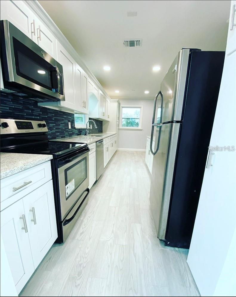 Image 7 of 17 For 16 Jeff Road