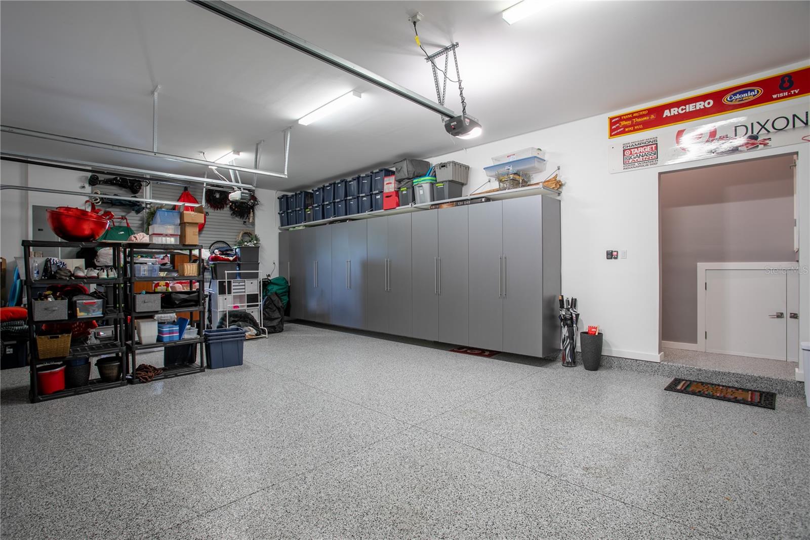 Listing photo id 71 for 110 Palmera Boulevard Ne