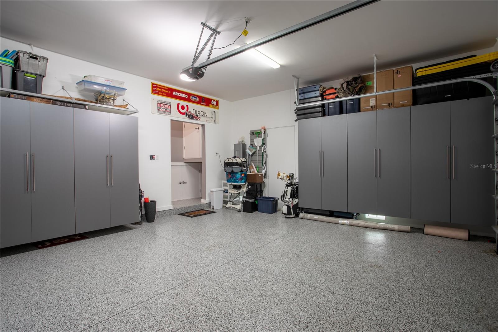 Listing photo id 72 for 110 Palmera Boulevard Ne