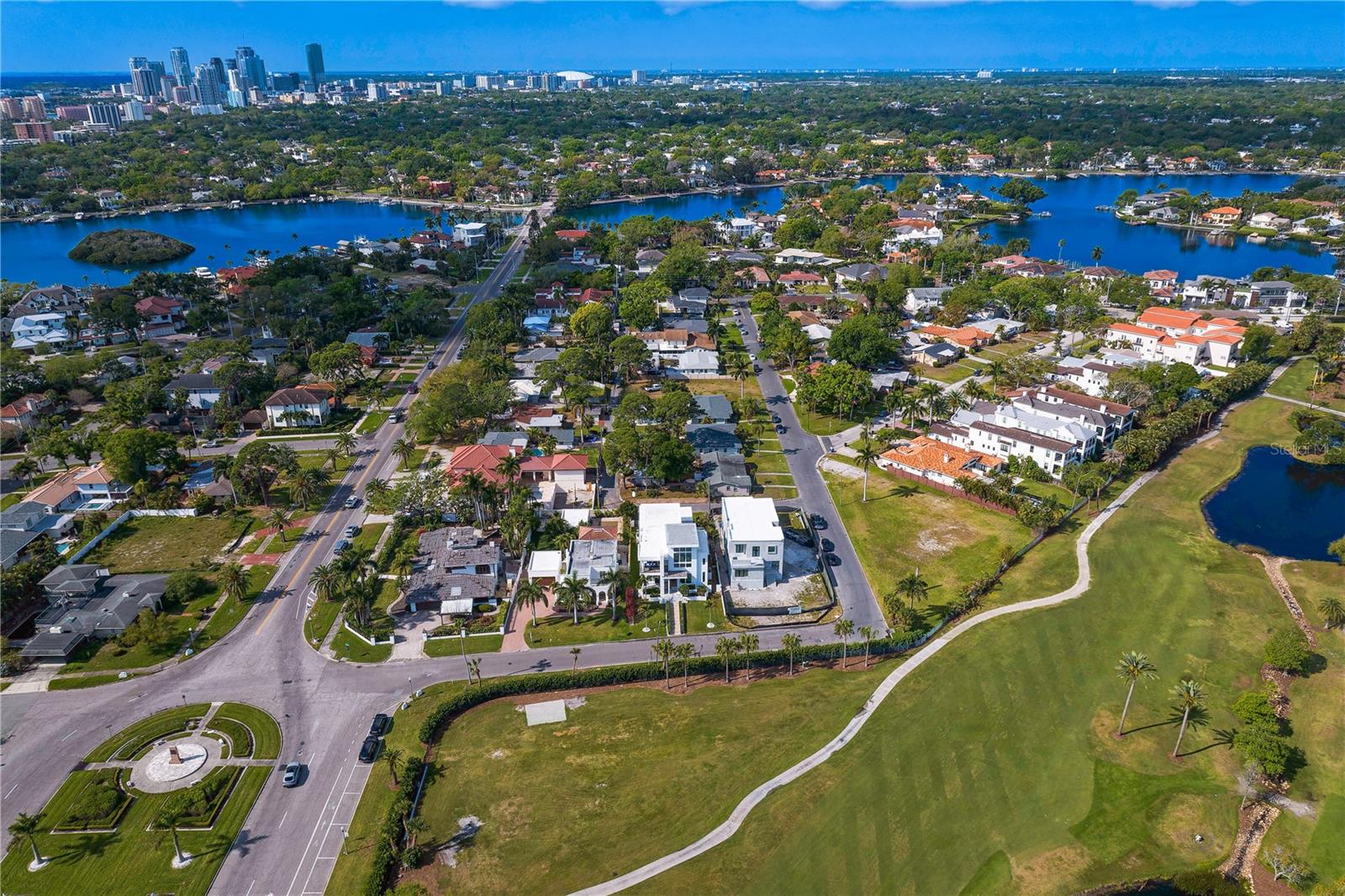 Listing photo id 91 for 110 Palmera Boulevard Ne