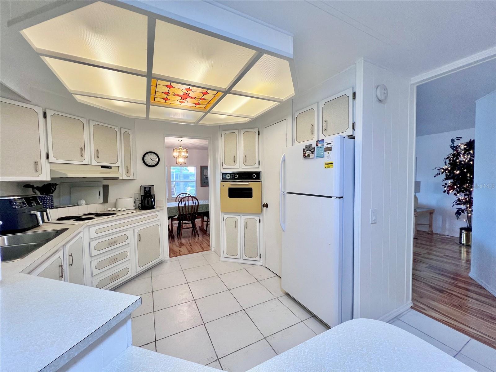 Image 17 of 65 For 1100 Belcher Road S 663