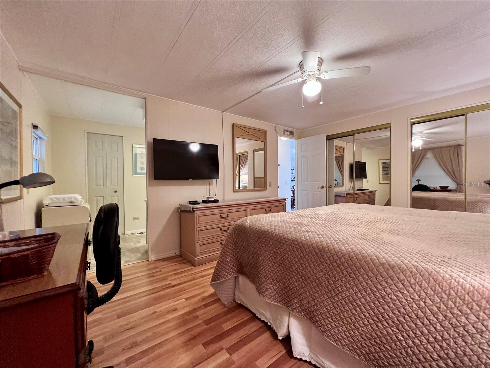 Image 25 of 65 For 1100 Belcher Road S 663