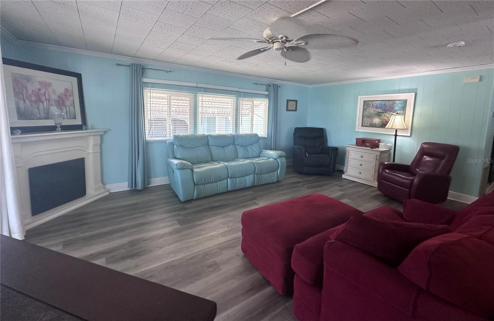 Image 4 of 40 For 1100 Belcher Road S 304