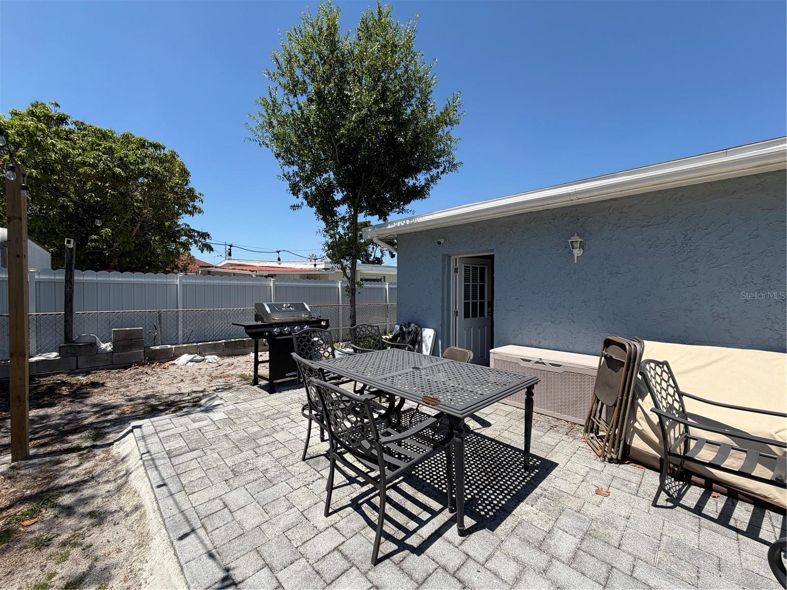 Image 27 of 28 For 2926 Saint John Street