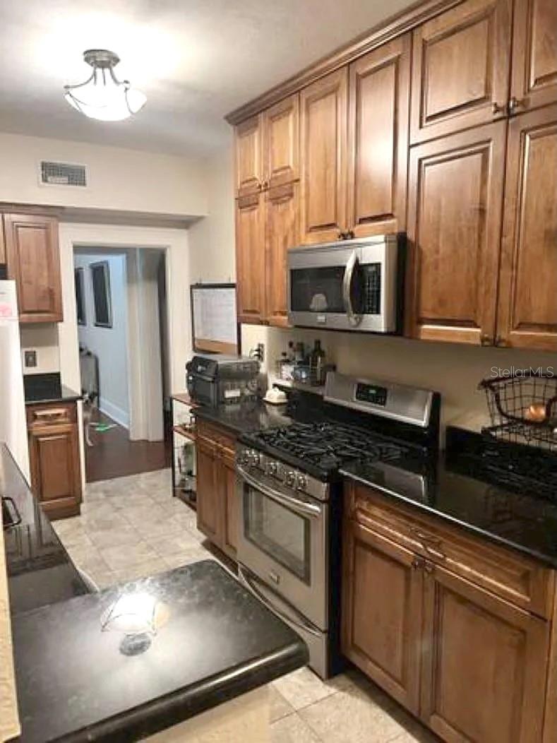 Image 2 of 14 For 3001 3rd Avenue N