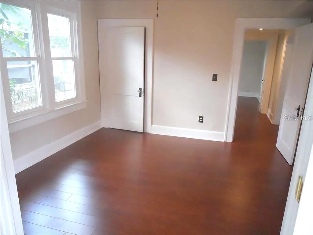 Image 4 of 14 For 3001 3rd Avenue N