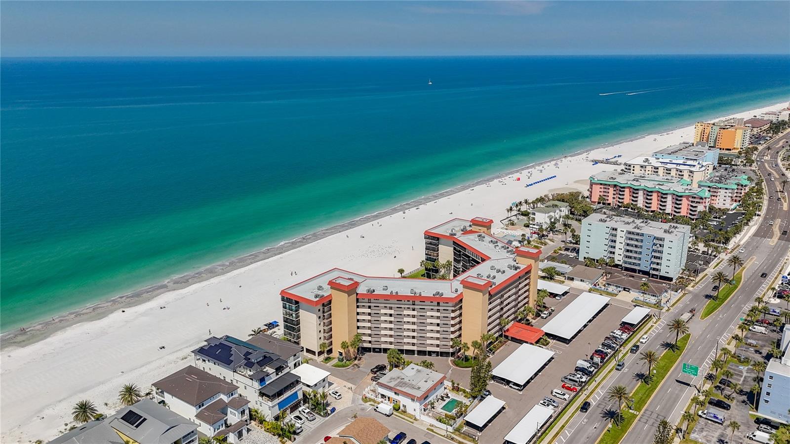 Image 12 of 78 For 18304 Gulf Boulevard 505