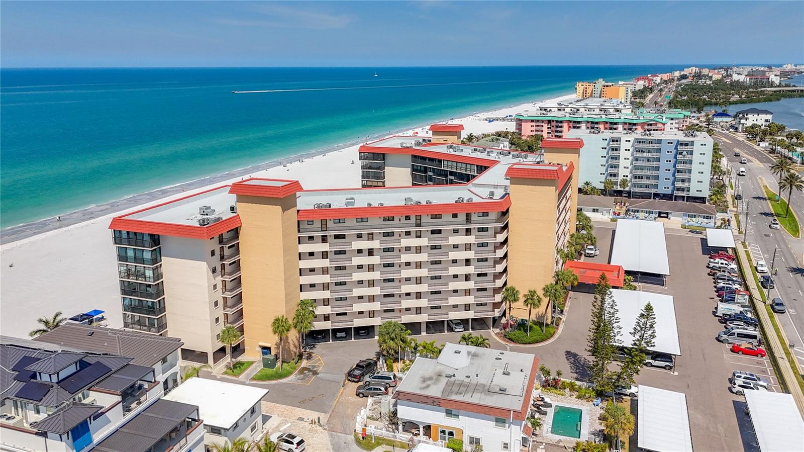 Image 15 of 78 For 18304 Gulf Boulevard 505