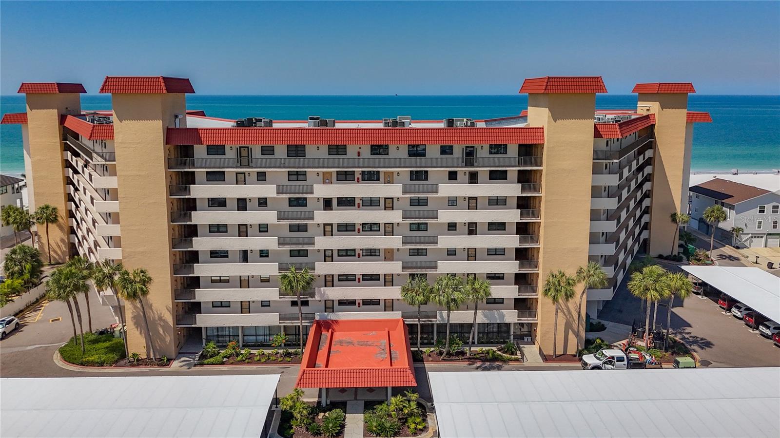 Image 19 of 78 For 18304 Gulf Boulevard 505