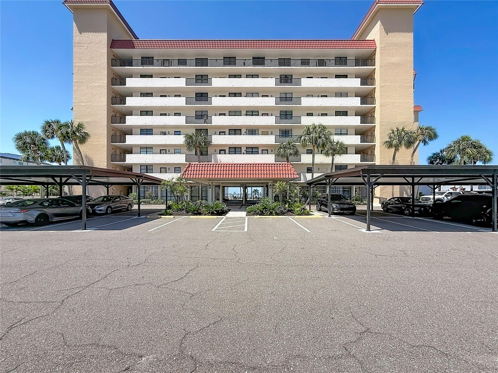 Image 25 of 78 For 18304 Gulf Boulevard 505