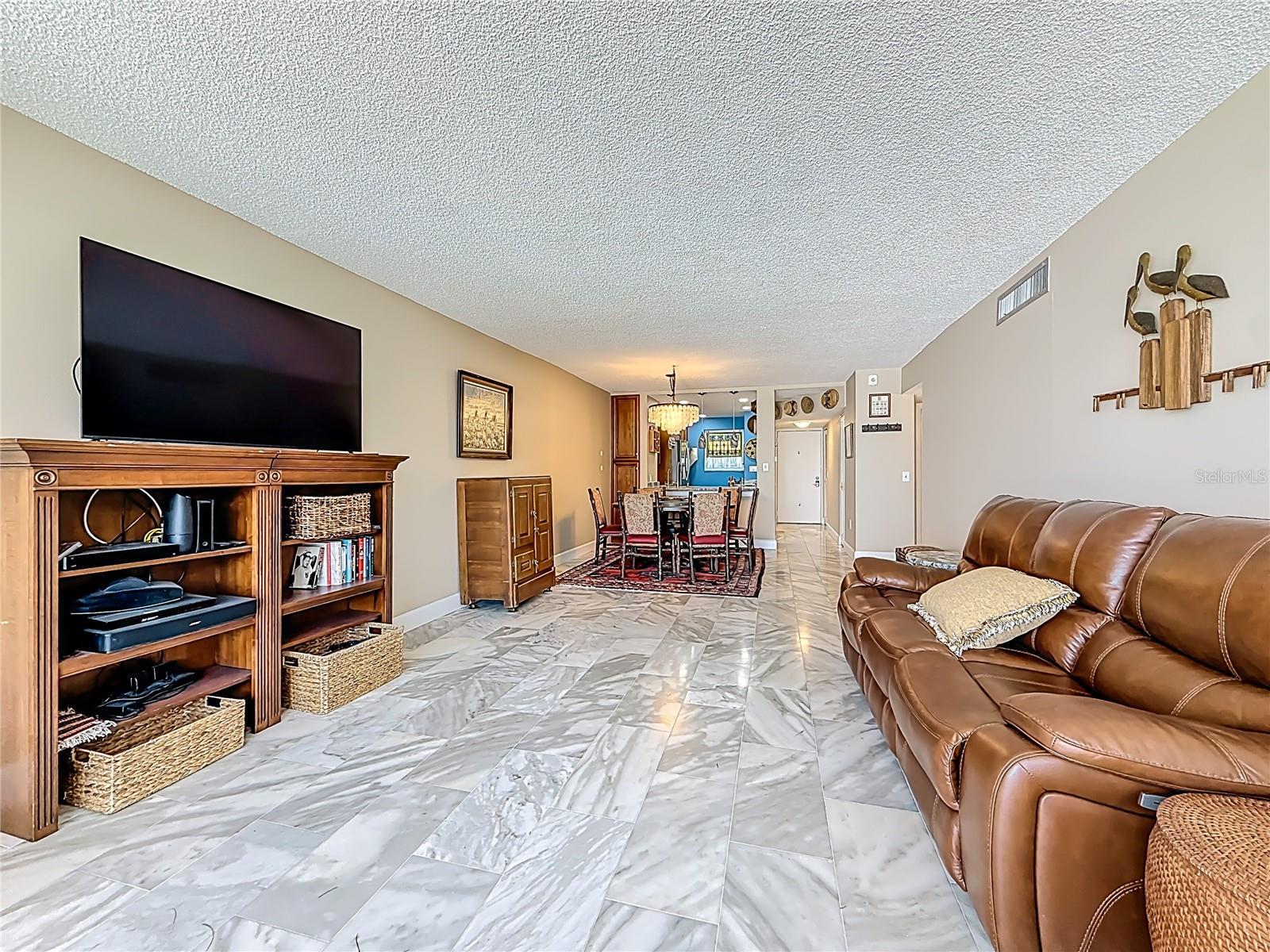 Image 37 of 78 For 18304 Gulf Boulevard 505