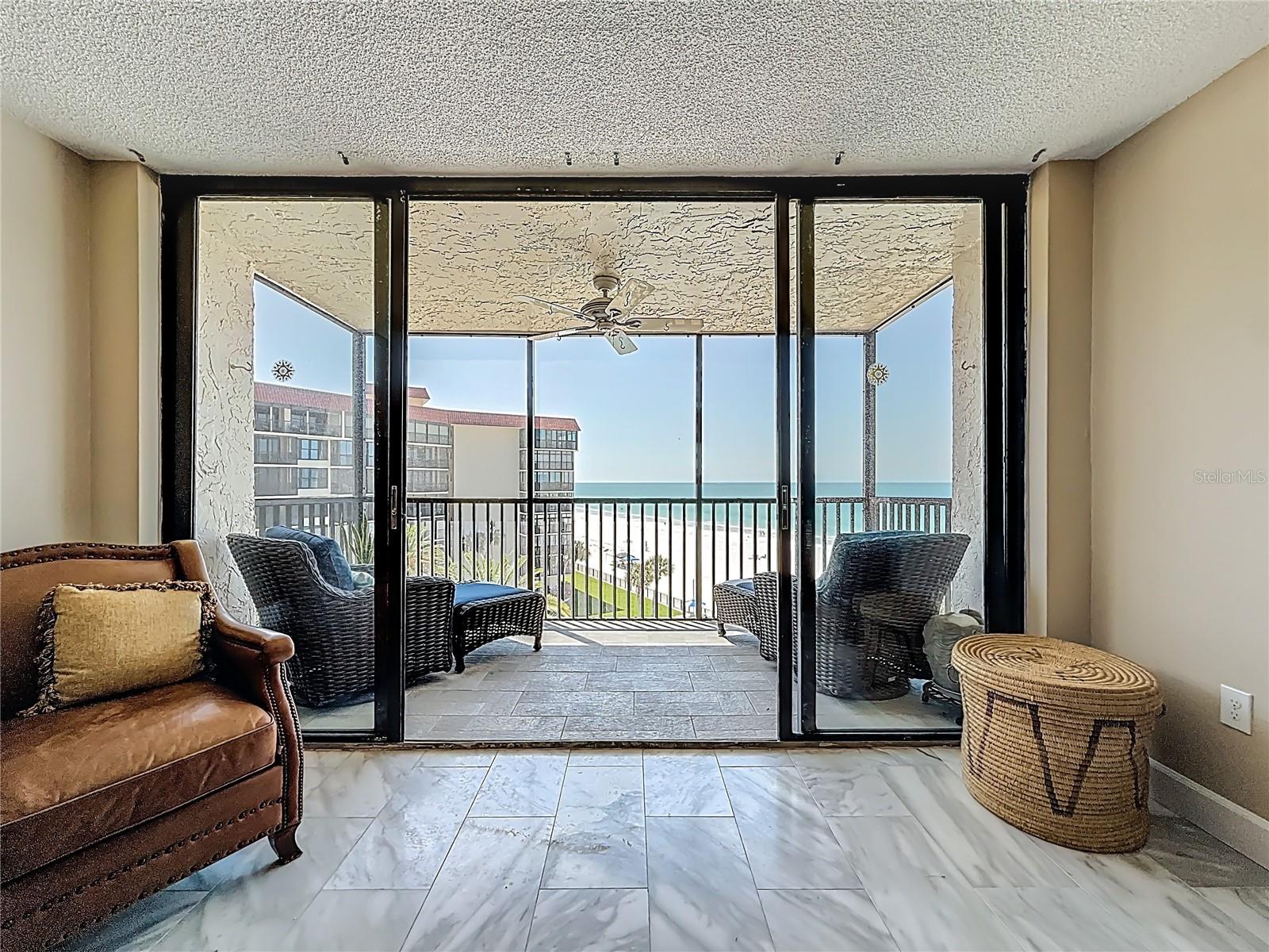 Image 39 of 78 For 18304 Gulf Boulevard 505