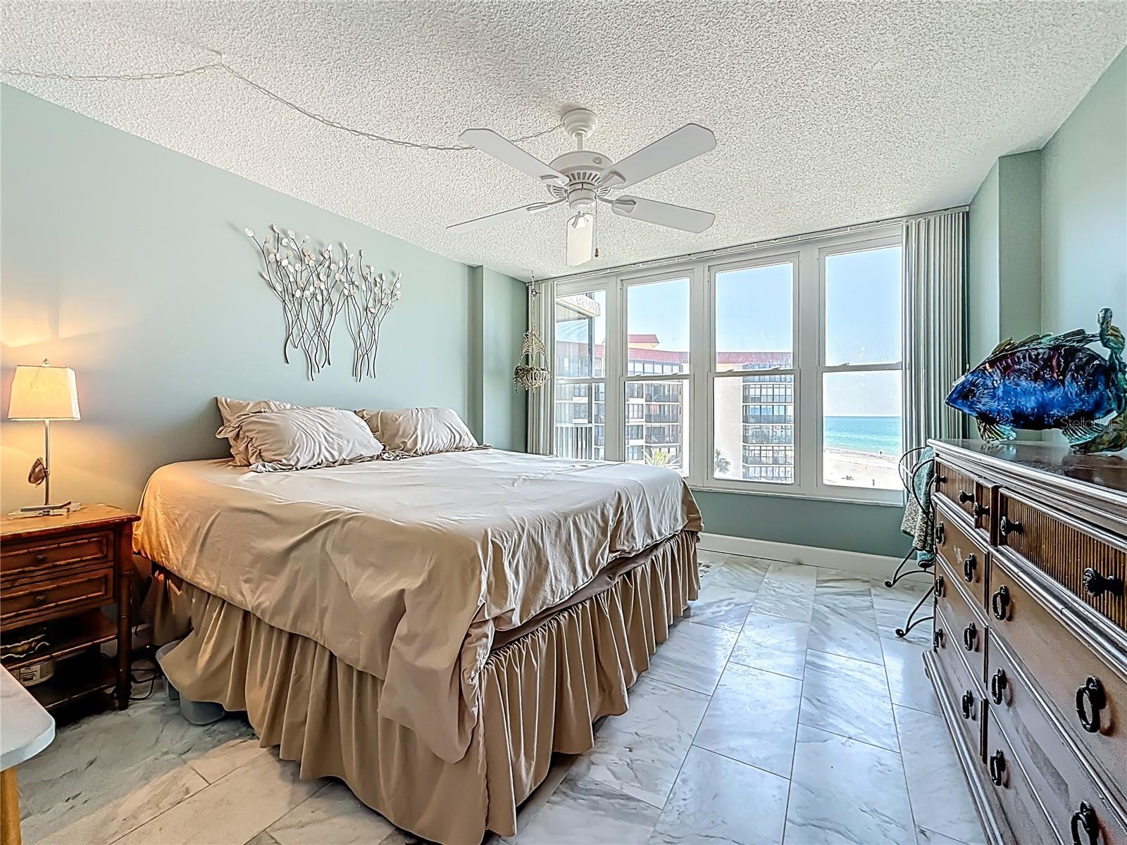 Image 46 of 78 For 18304 Gulf Boulevard 505