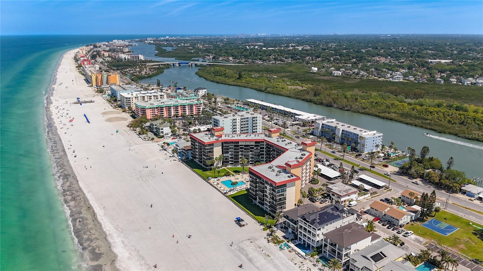 Image 71 of 78 For 18304 Gulf Boulevard 505