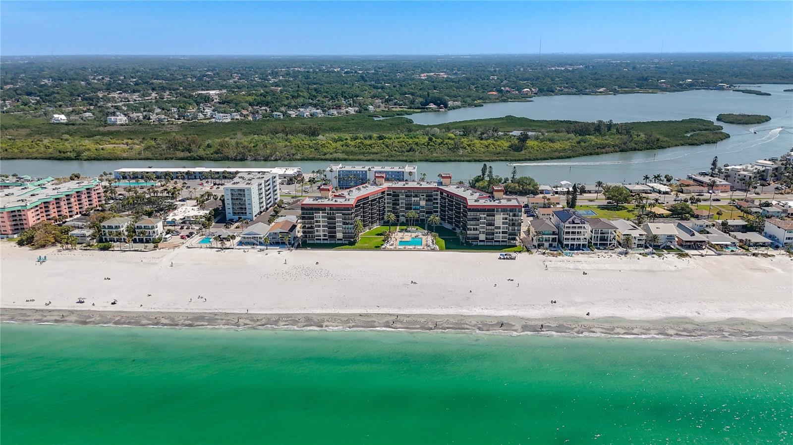 Image 72 of 78 For 18304 Gulf Boulevard 505