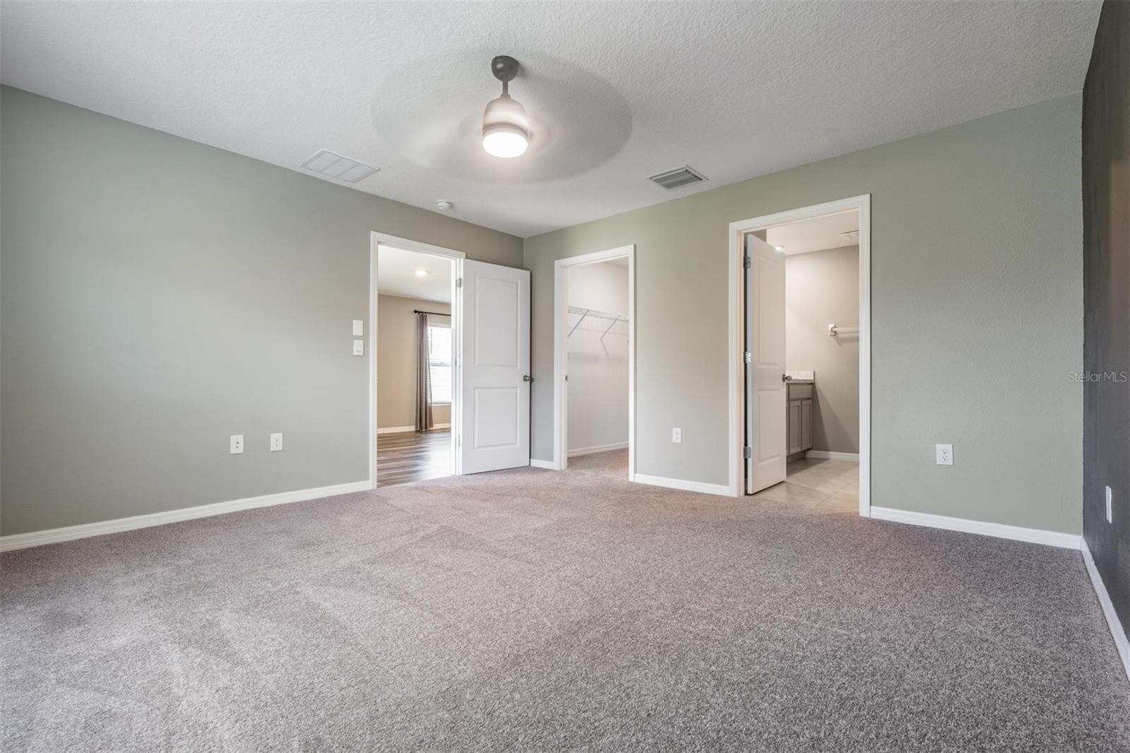 Image 10 of 35 For 38400 Sonnet Landing Avenue