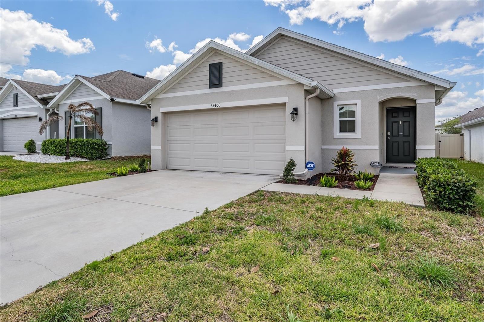 Image 2 of 35 For 38400 Sonnet Landing Avenue